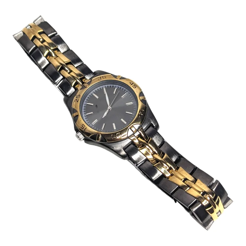 Two Tone Gray Face Silver Dial Men's Quartz Movement‎ Stainless Steel Wristwatch